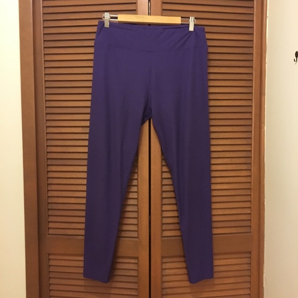 LuLaRoe Pants - Lularoe tall and curvy solid purple leggings